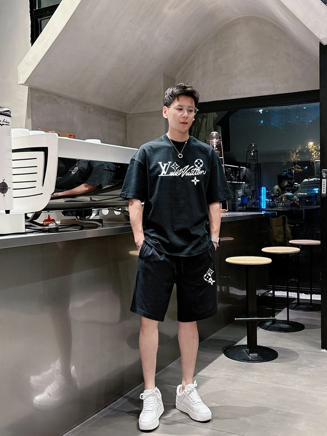 Louis Vuitton Matching Sets — 0dbe37b2