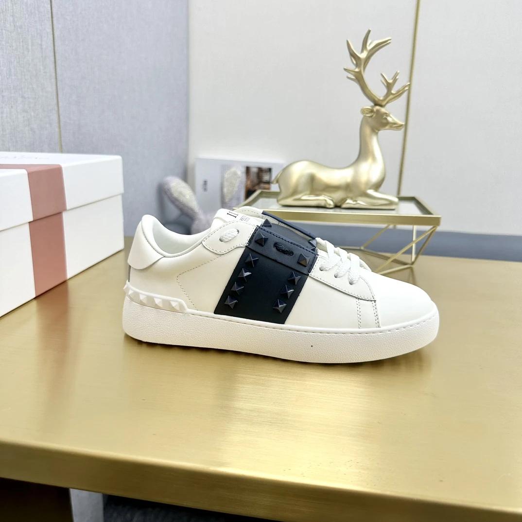 Valentino Shoes — b7573fb8