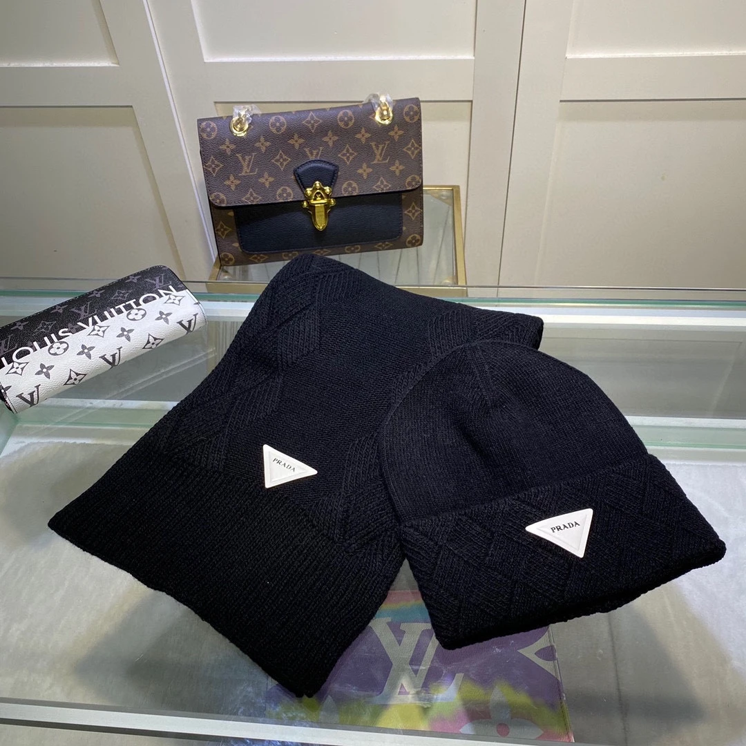 Prada Hat — 05f3fe62