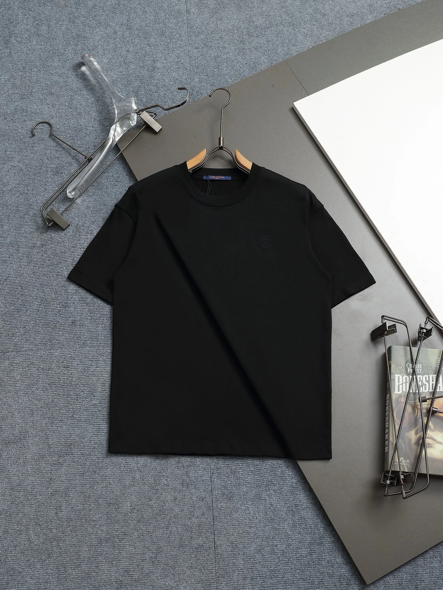Louis Vuitton T-Shirt — 4b77c69f