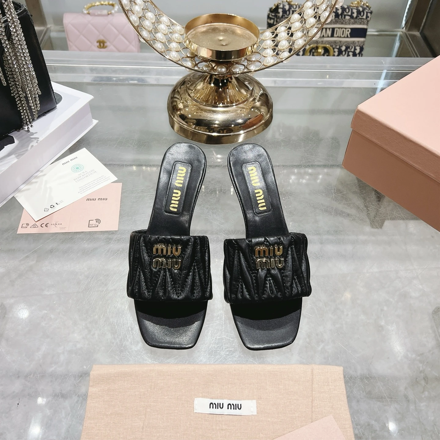 Miu Miu Slippers — dd525a56