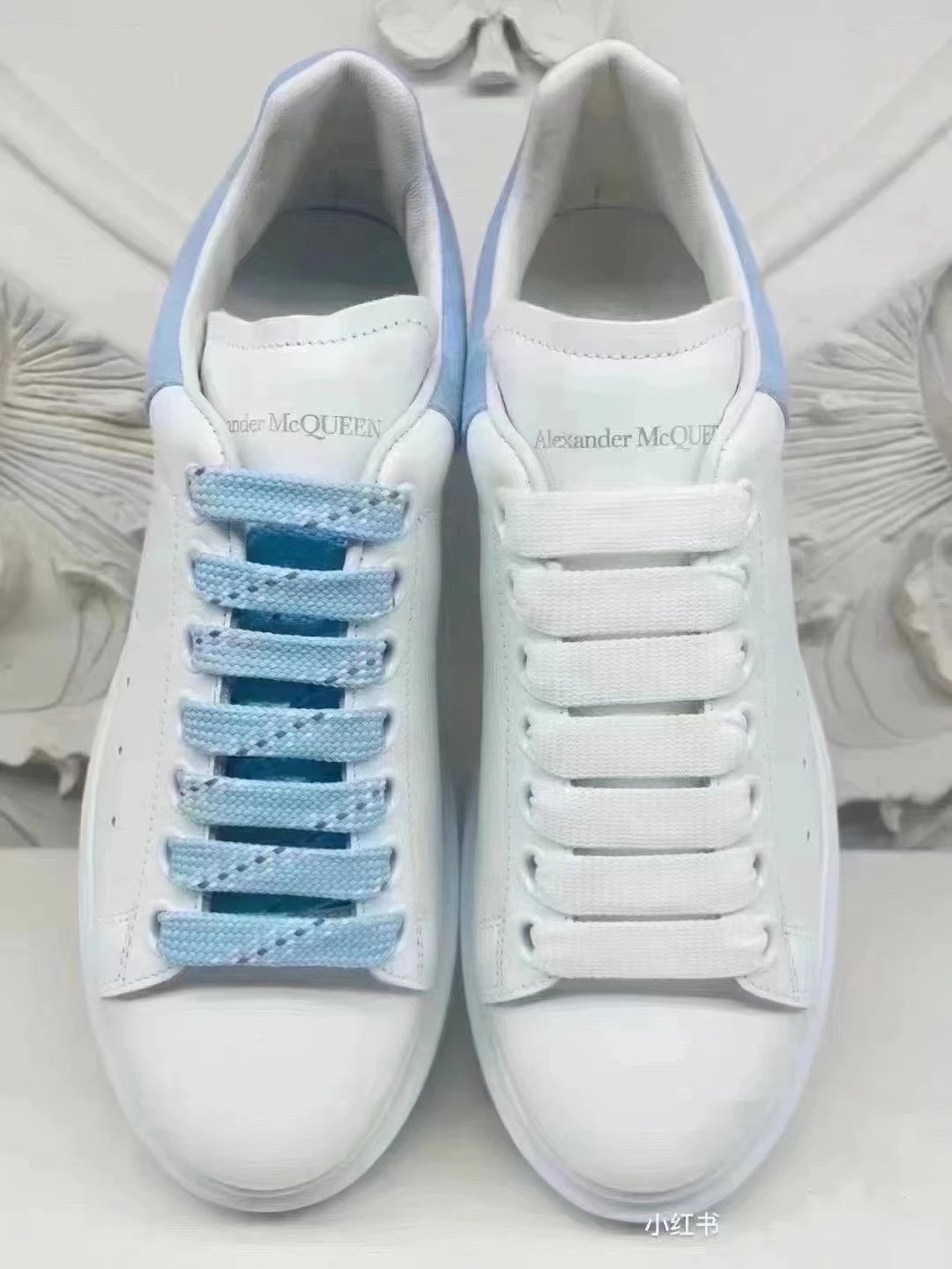 Alexander McQueen Sneakers — 55955558