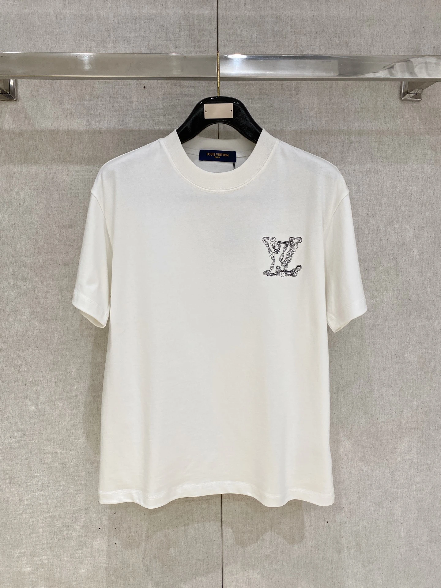 Louis Vuitton T-Shirt — 2bc27051