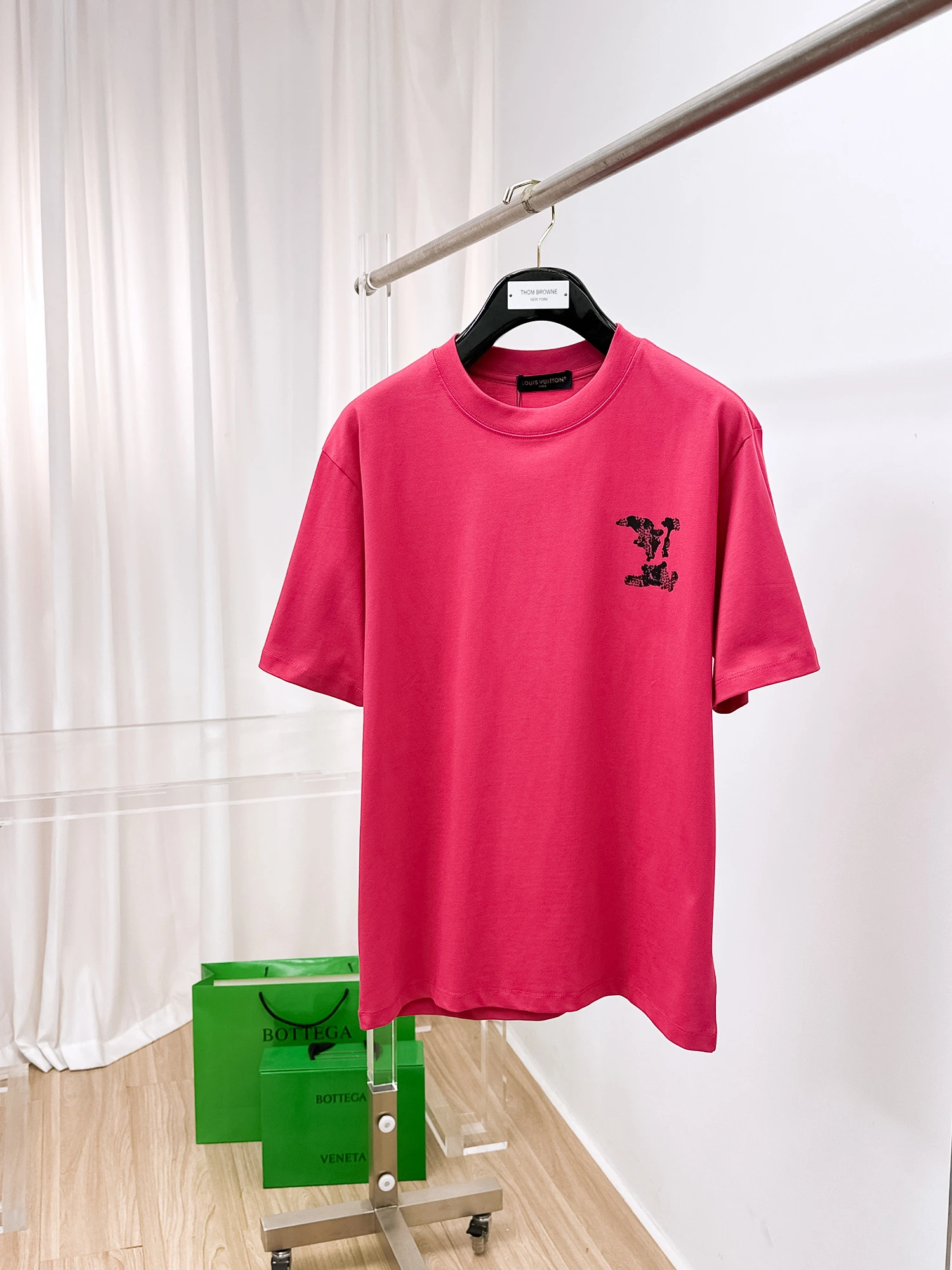 Louis Vuitton T-Shirt — 742c1557