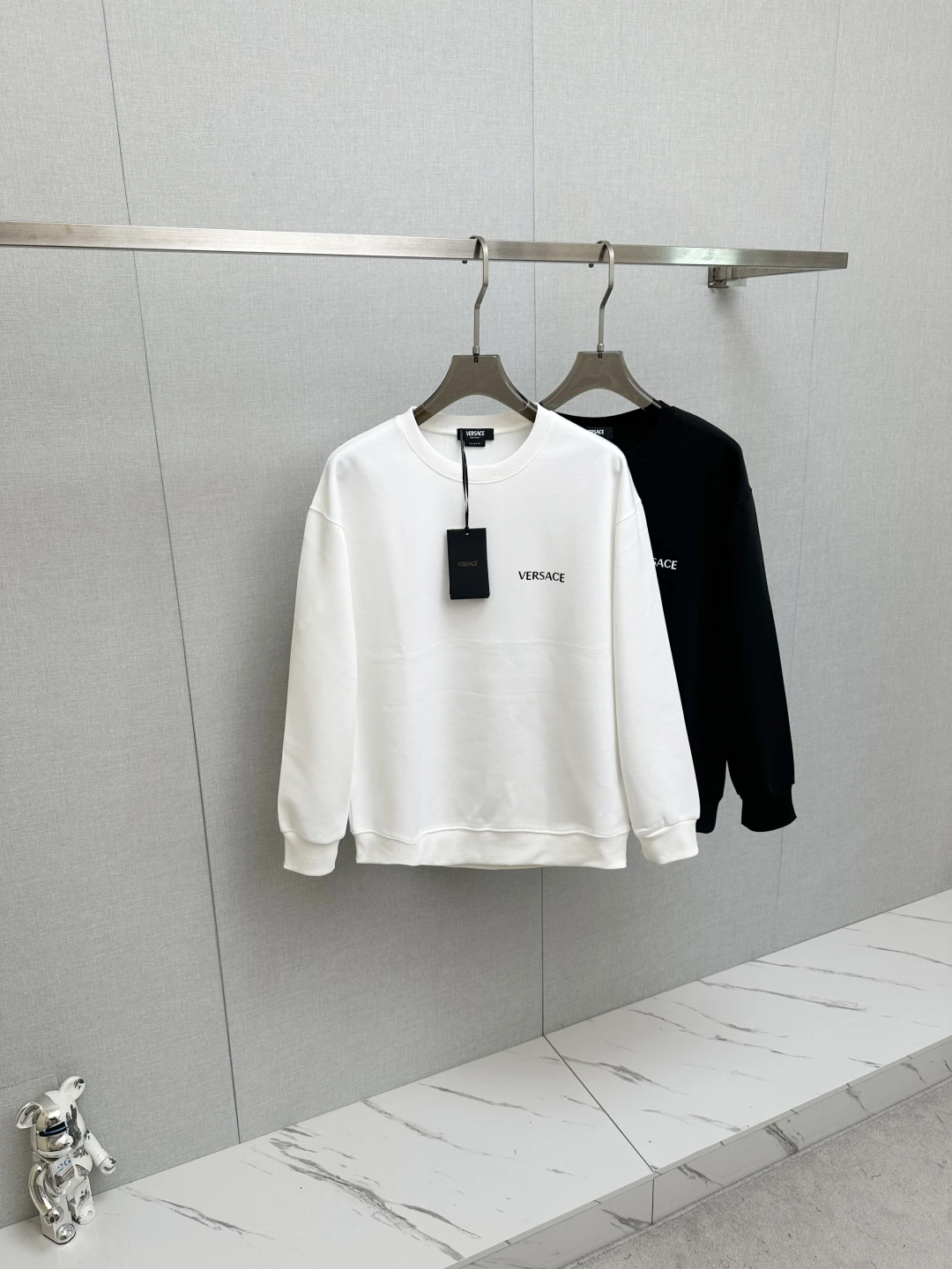 Sweatshirts — 30b6b024