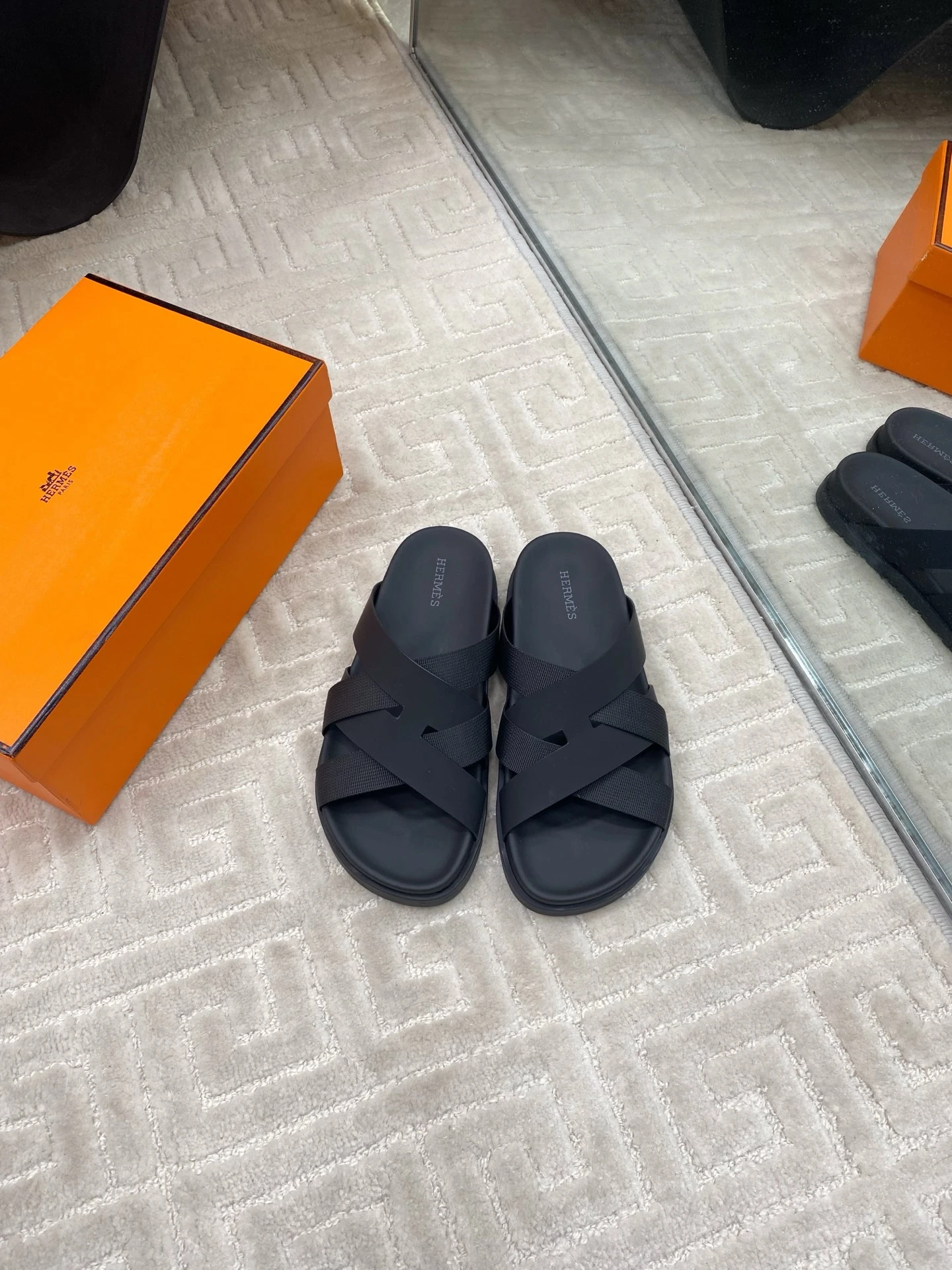 Hermès Slippers — 61a2b434