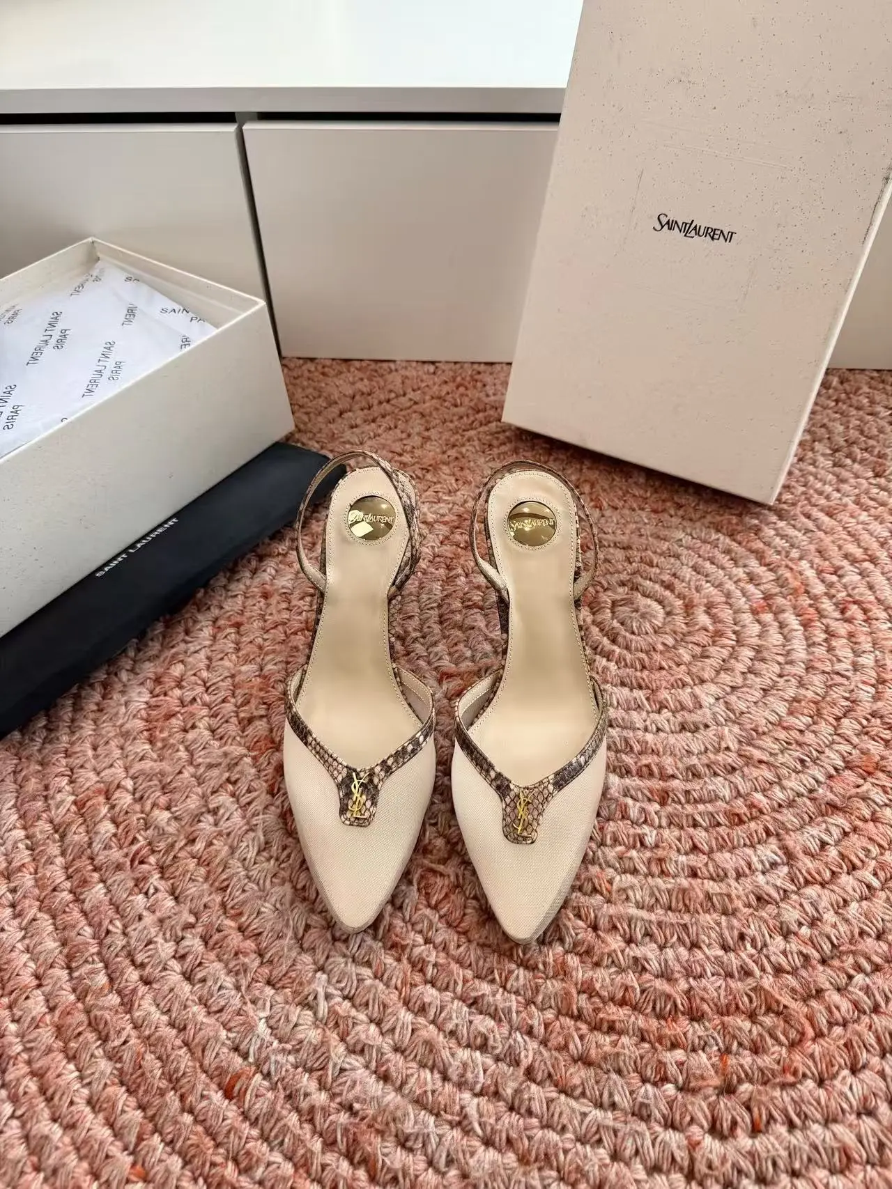 Saint Laurent Slippers — 86f55ed0