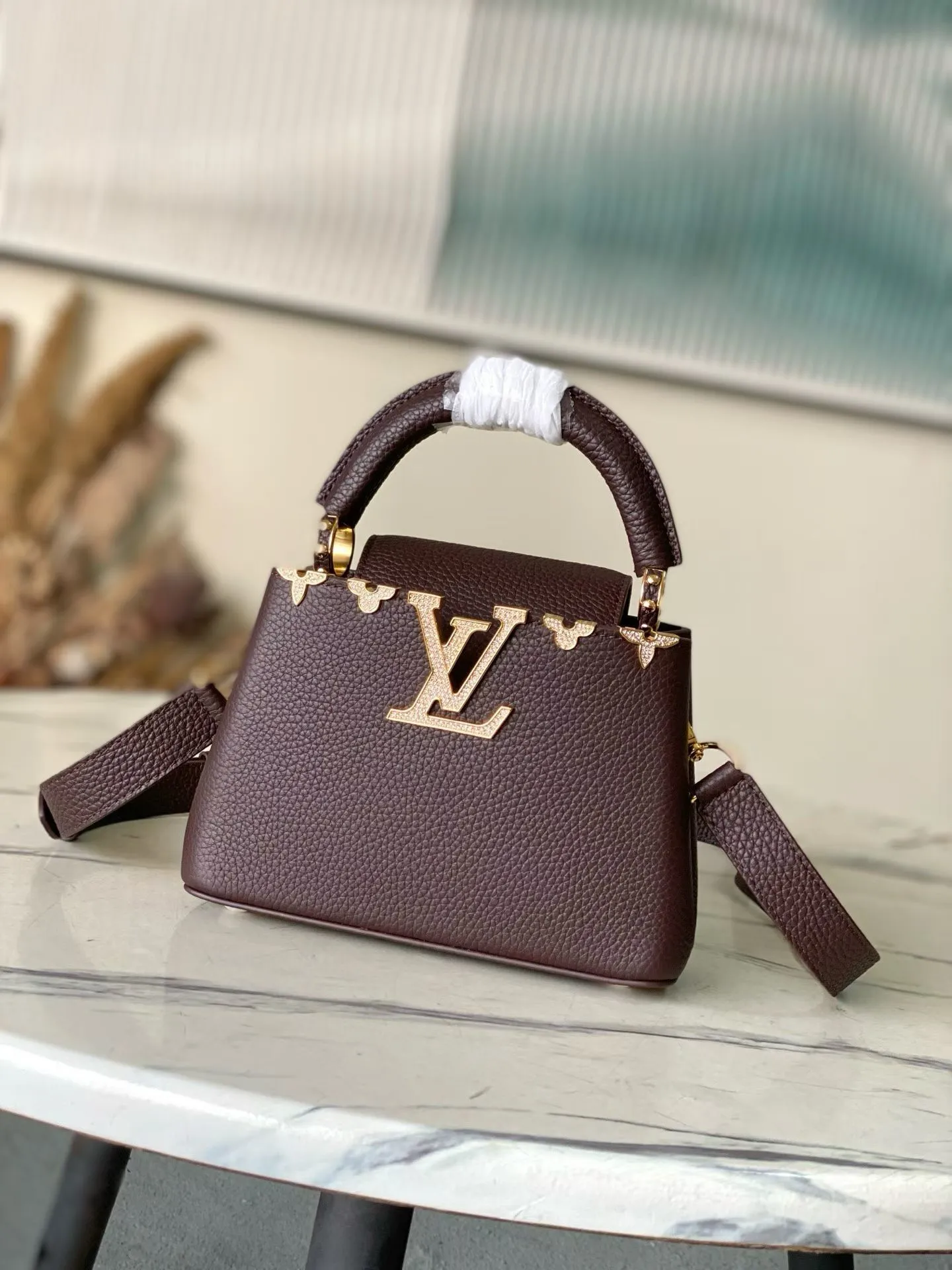 Louis Vuitton Bag — efb655b8