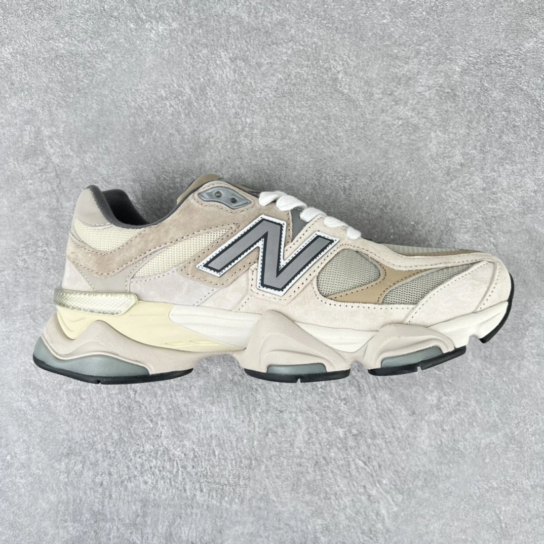 New Balance Sneakers — c8baacce
