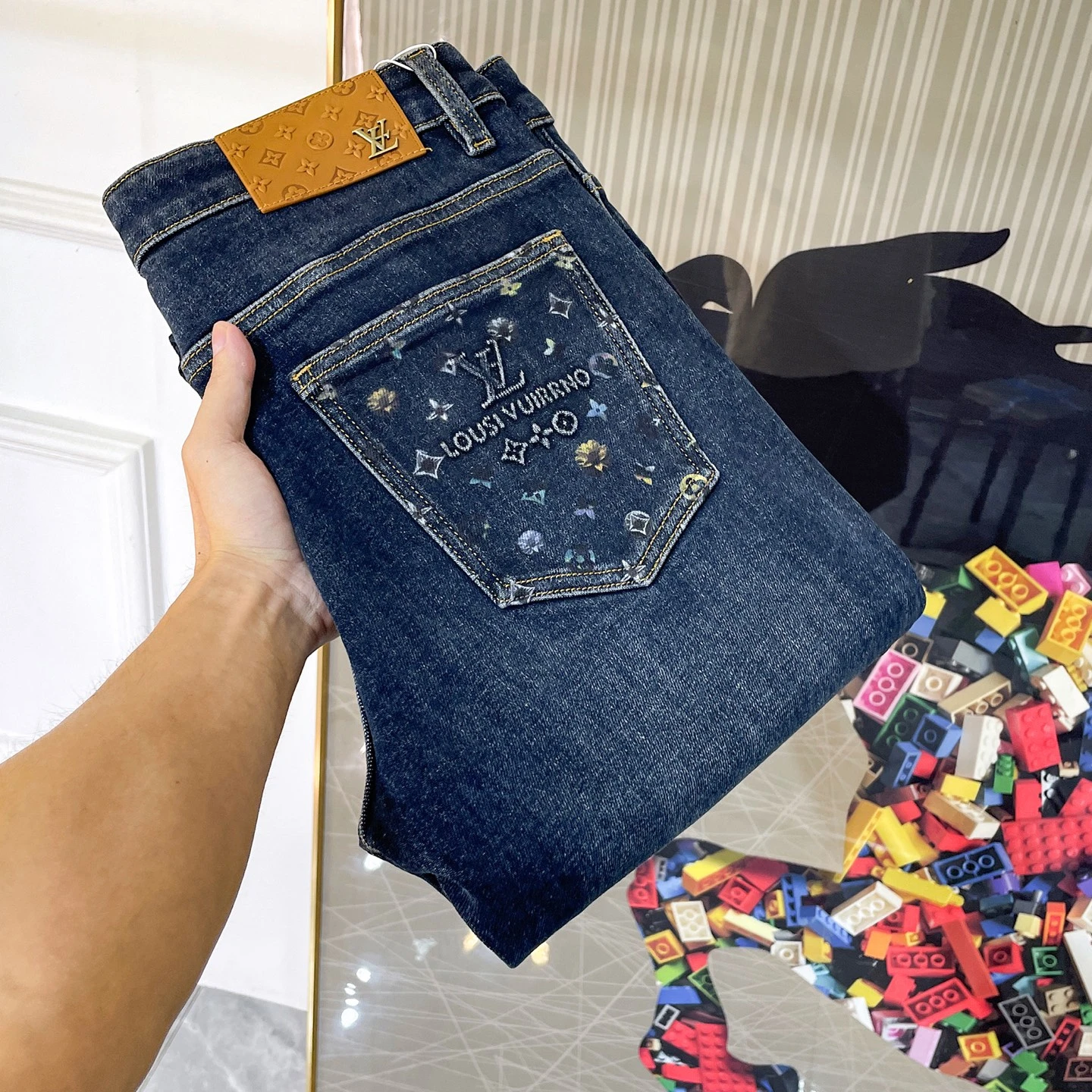 Louis Vuitton Jeans — dea86682