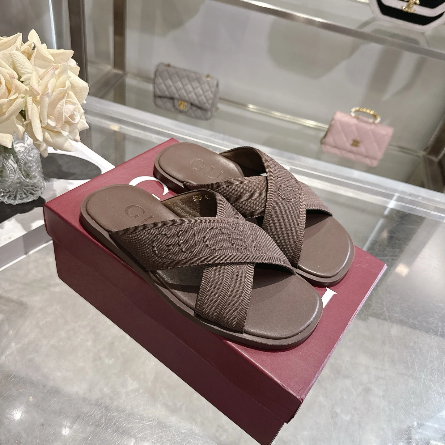 Gucci Slippers — 43b6d874
