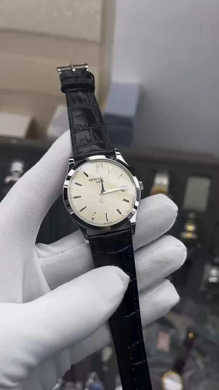 Patek Philippe Watch — 03cfd437