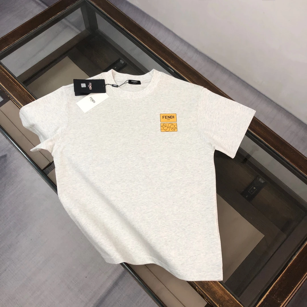 Fendi T-Shirt — 6bb232eb