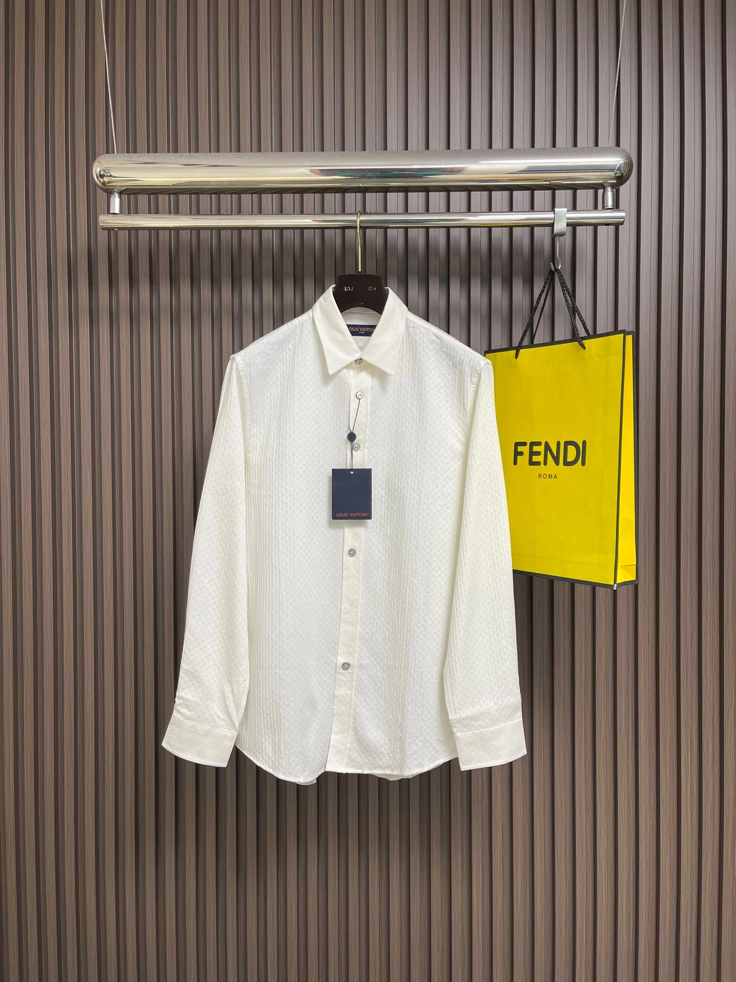 Louis Vuitton Shirts — 55505185