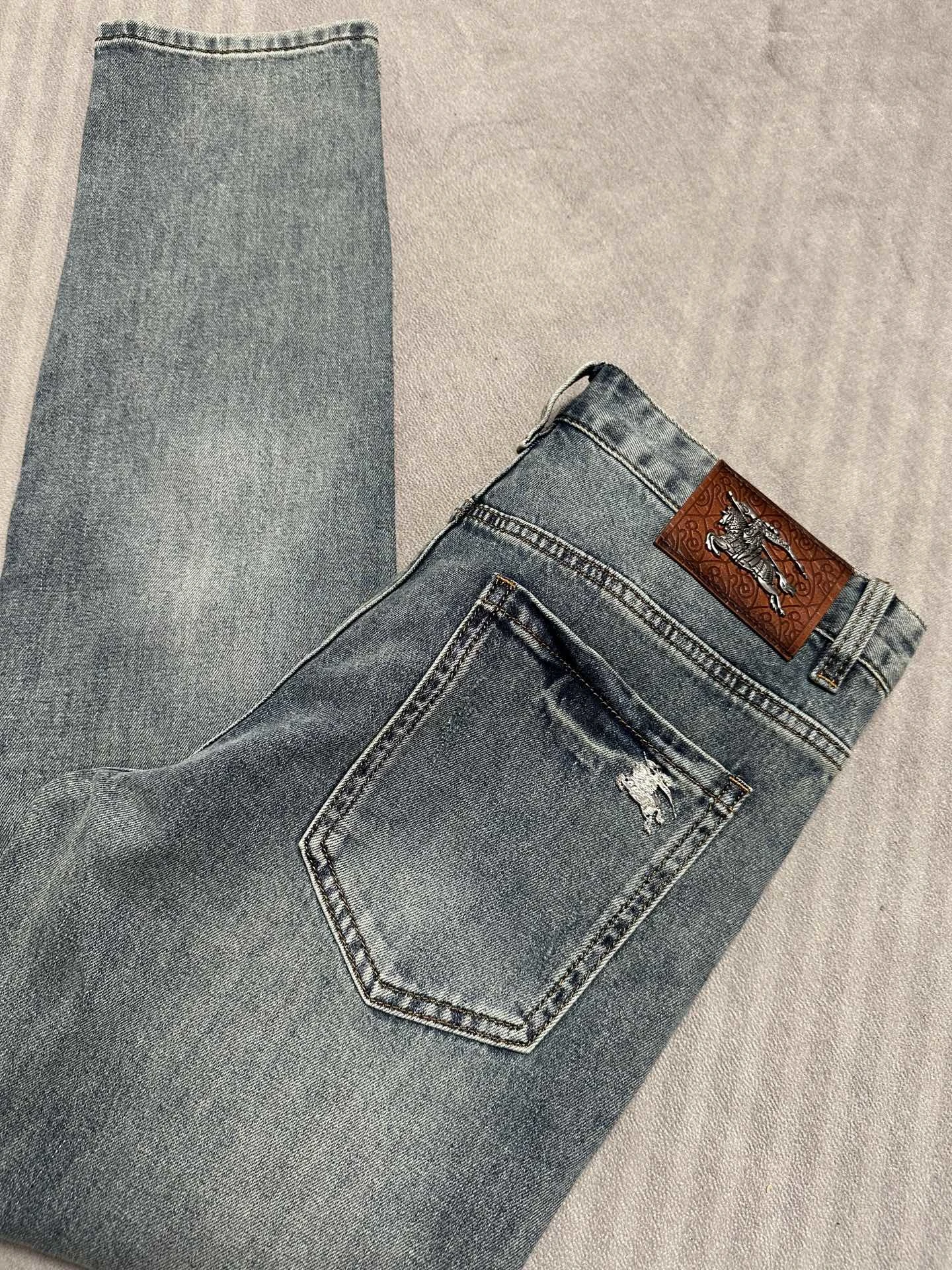 Jeans — b8f00213