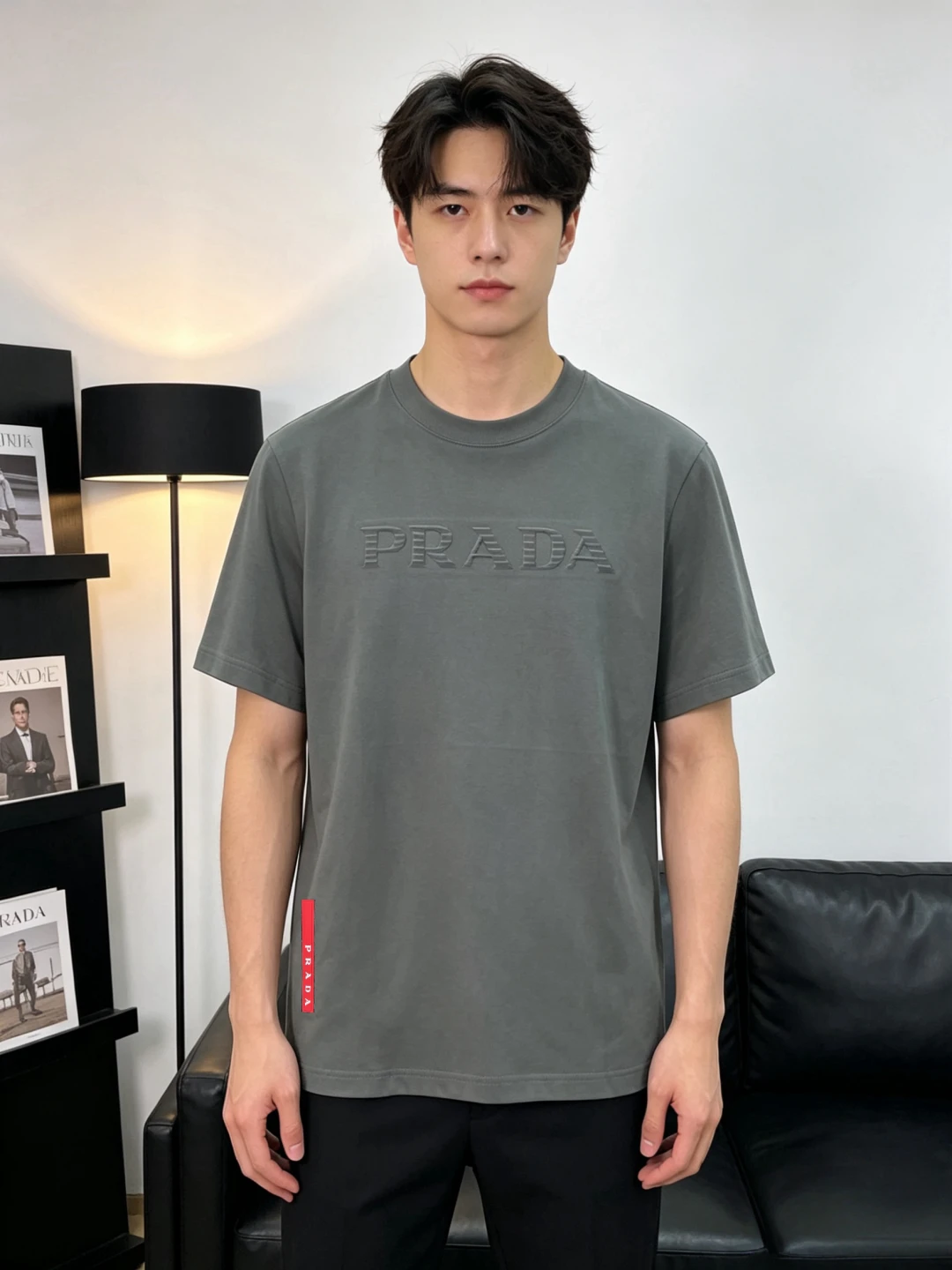 Prada T-Shirt — 2e42b7fd