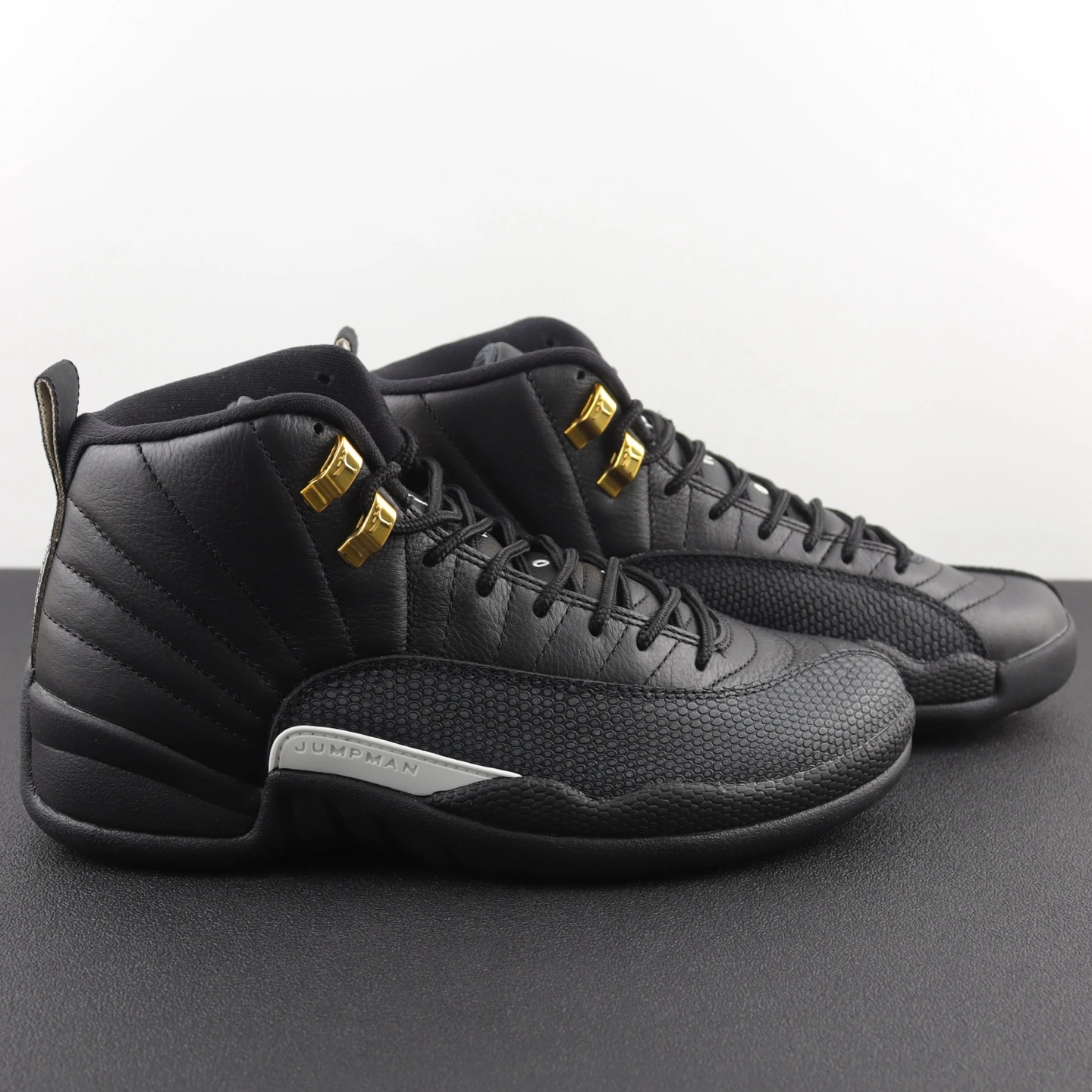 Nike Shoes — 4778b9bd