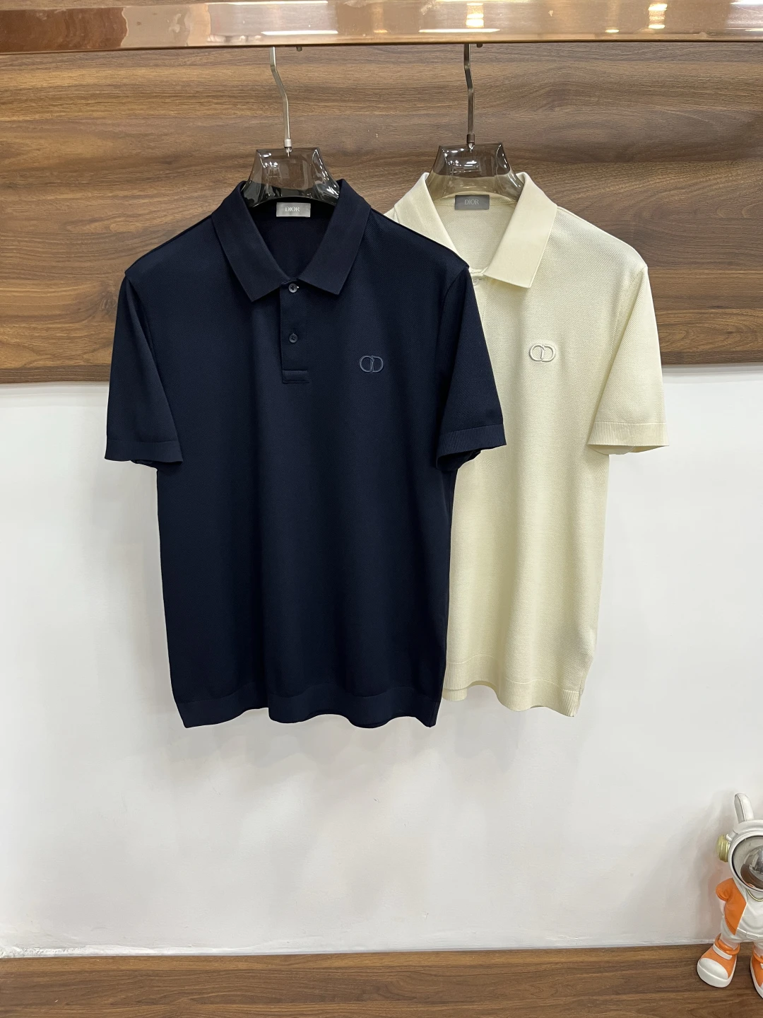 Dior T-Shirt — e54b677f