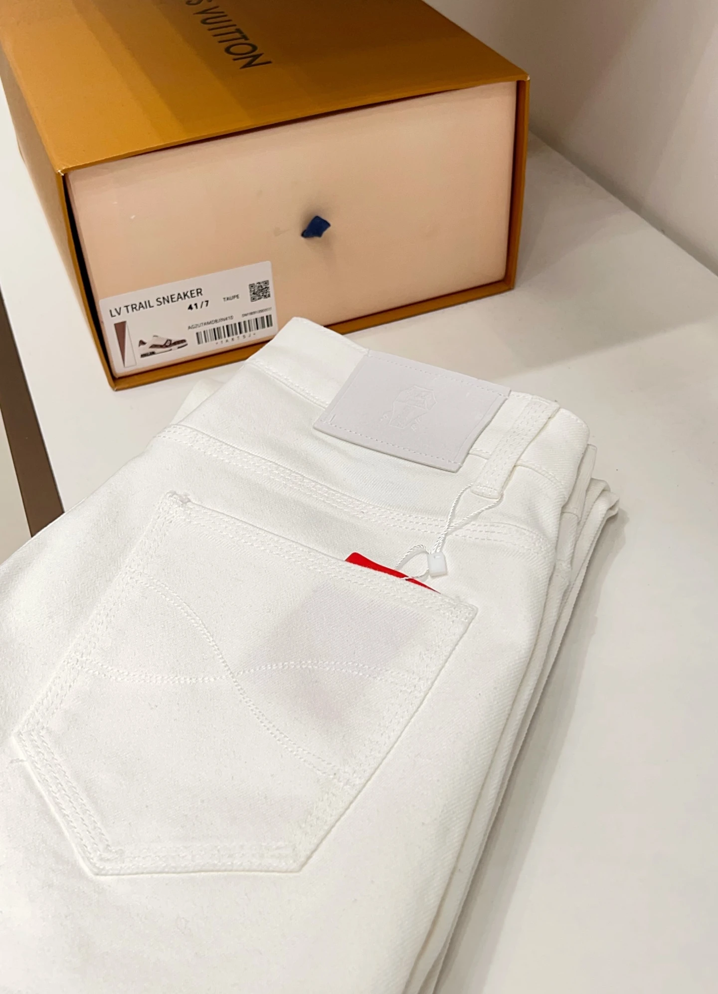 Jeans — 3f02473d