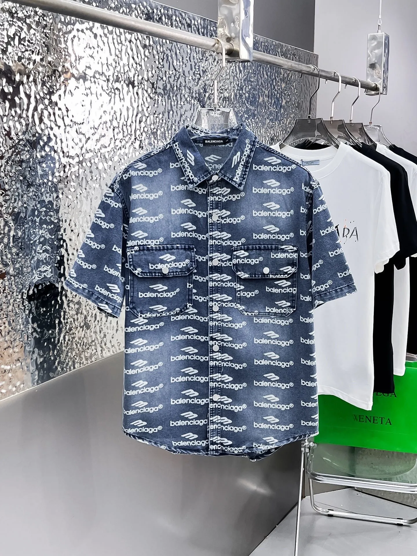 Balenciaga T-Shirt — 900e00c4