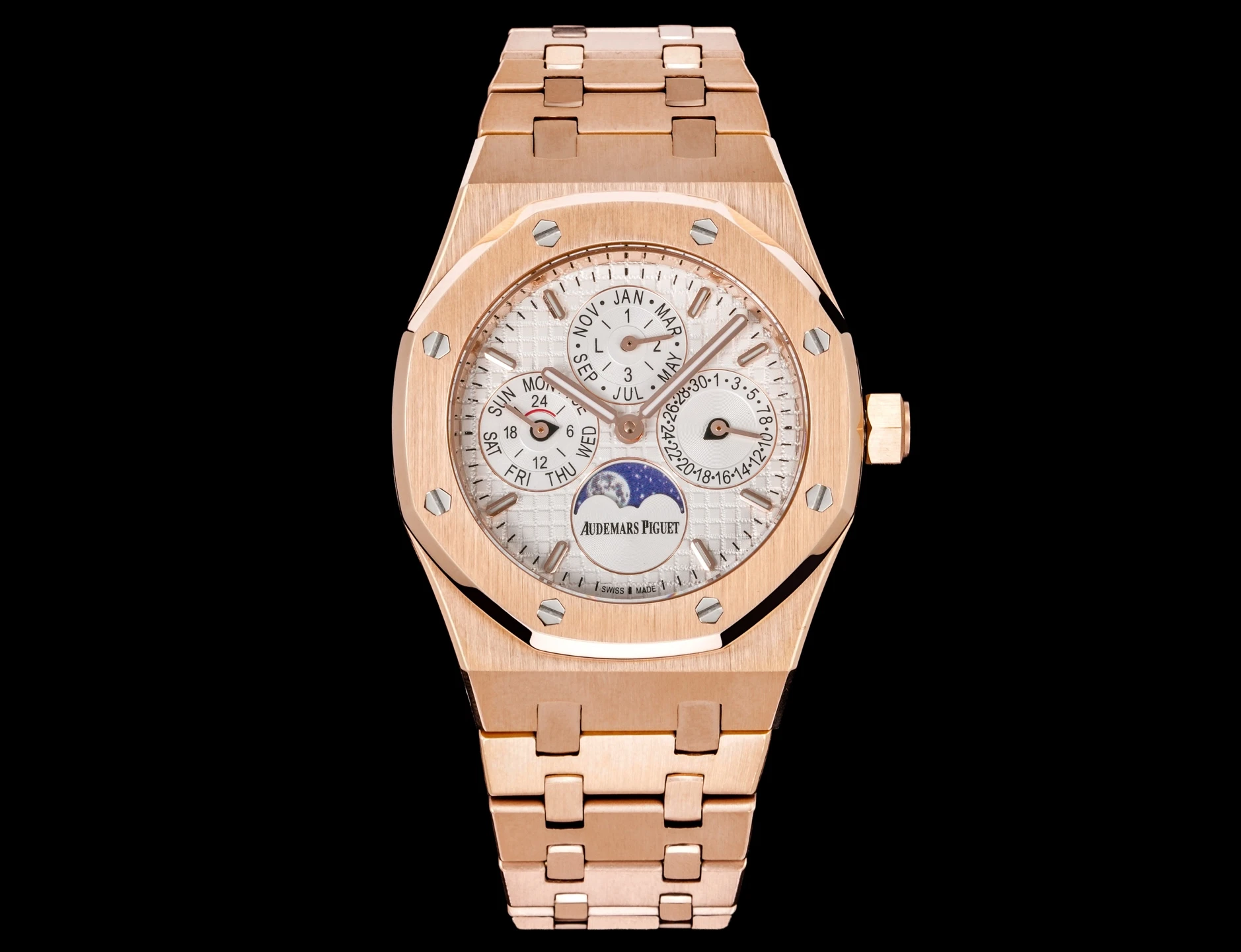 Audemars Piguet Watch — d40e7bcb