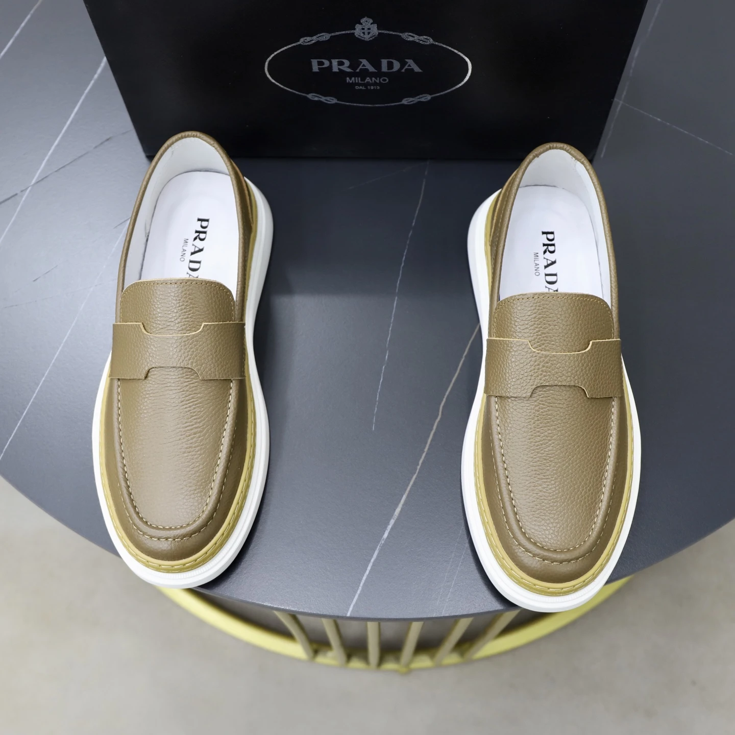 Prada Shoes — b649dee5
