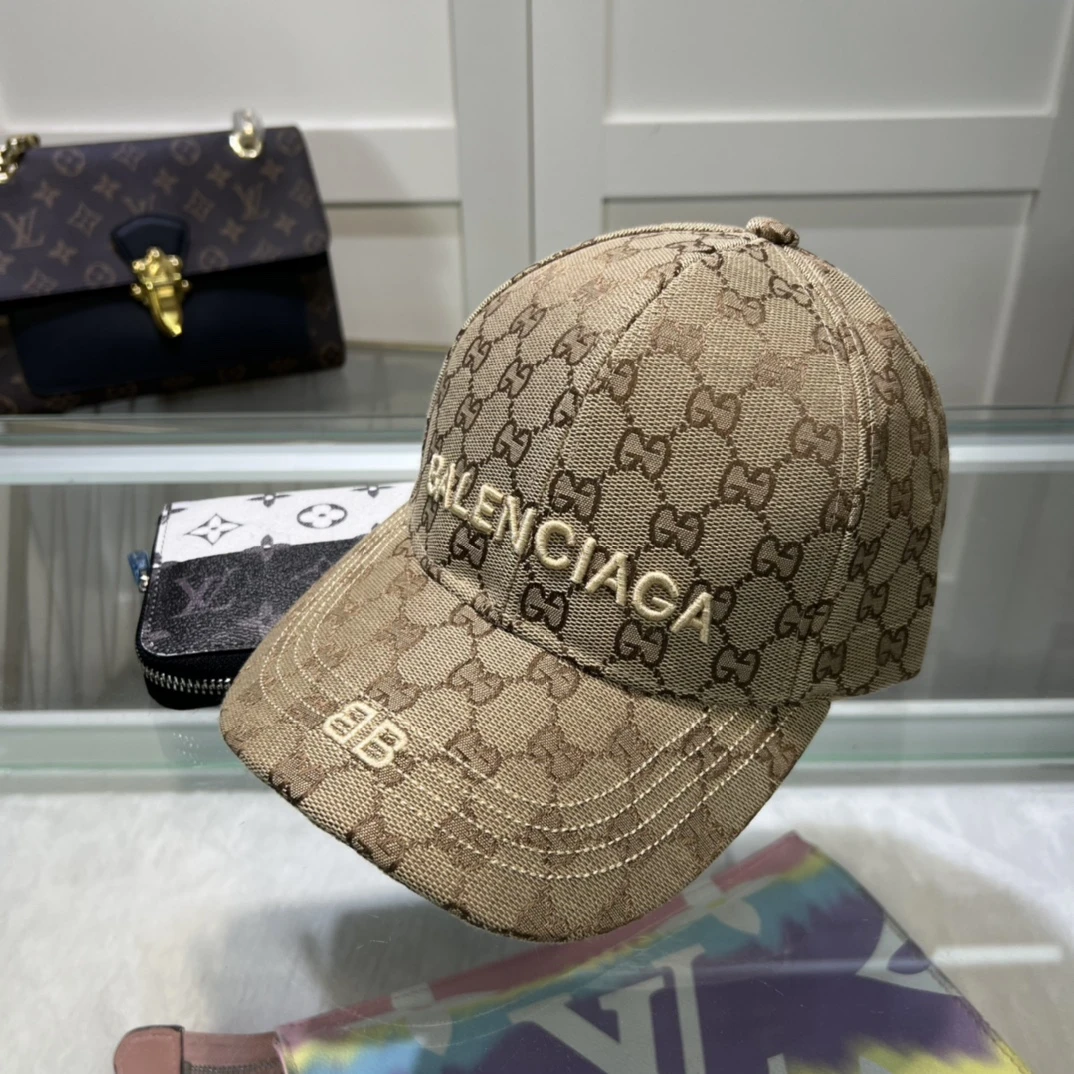 Balenciaga Hat — 61217c9c