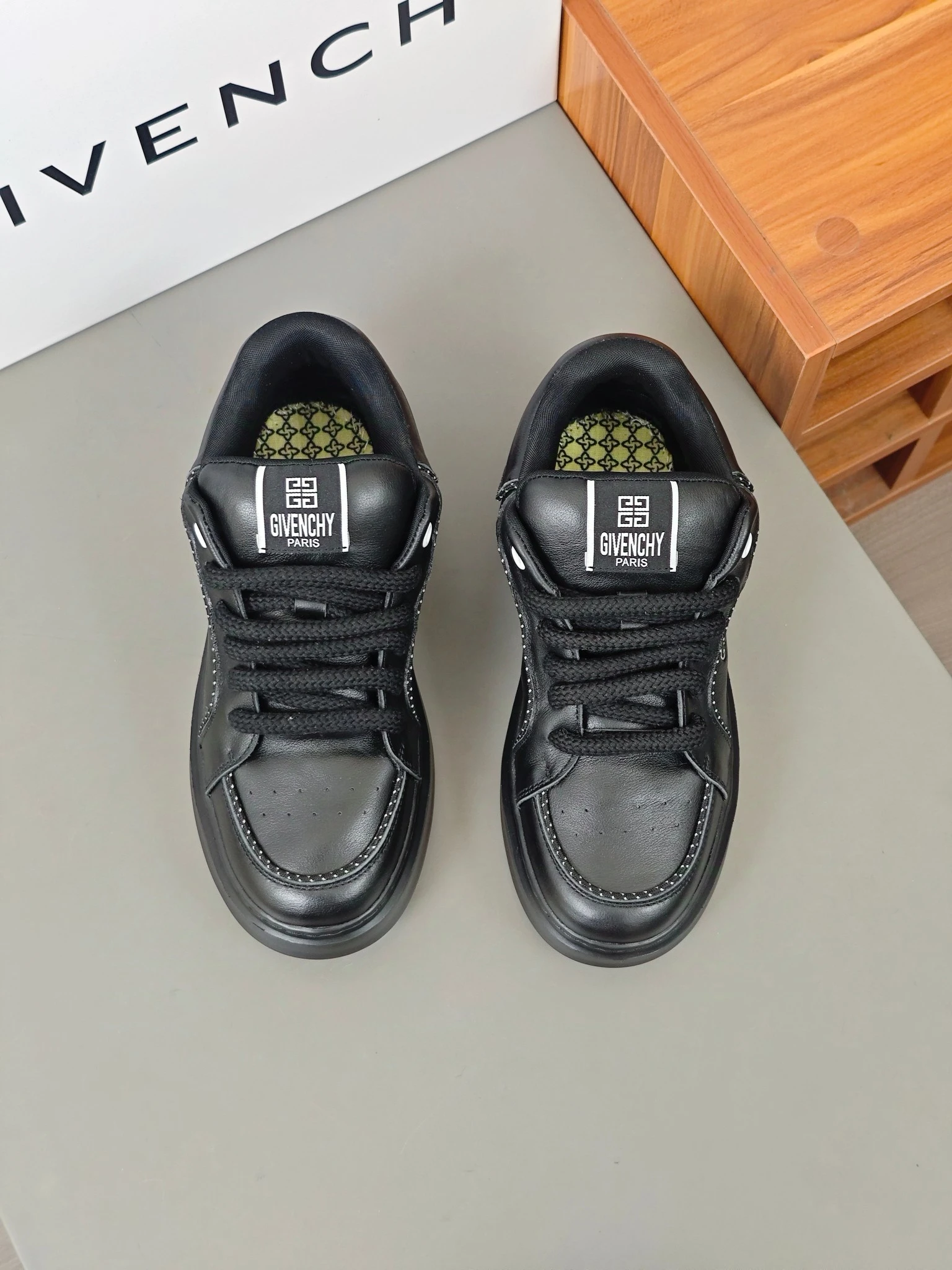 Givenchy Shoes — 5b215fa1