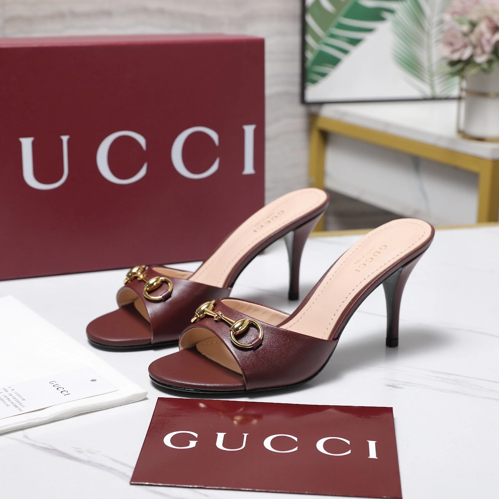 Gucci Slippers — 28af6e78