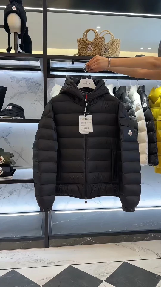 Moncler Down Jacket — 0f5b77d6