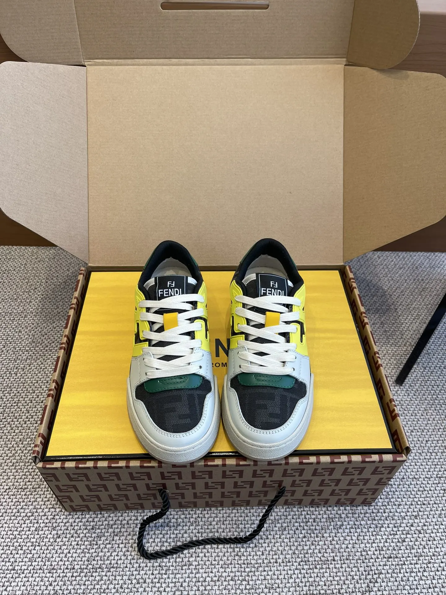 Fendi Sneakers — 06b54fa9