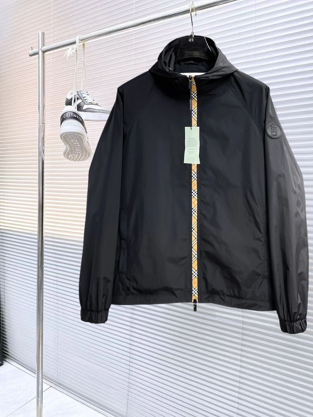 Burberry Jackets — 5e024b1f