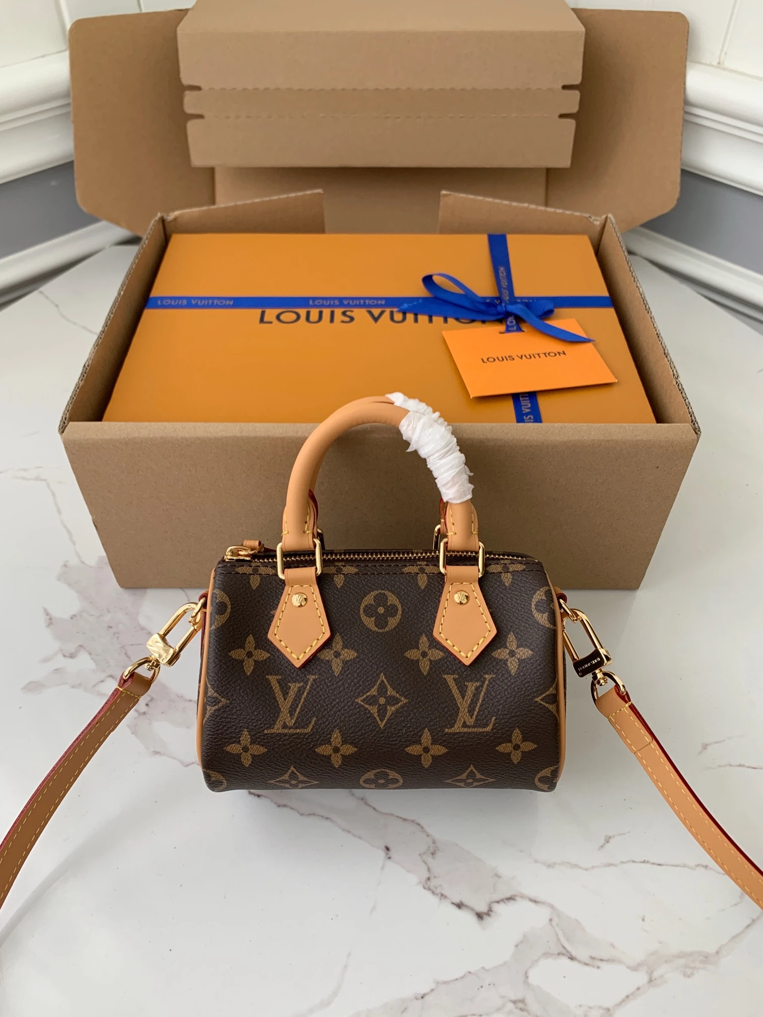 Louis Vuitton Bag — c6f0424f