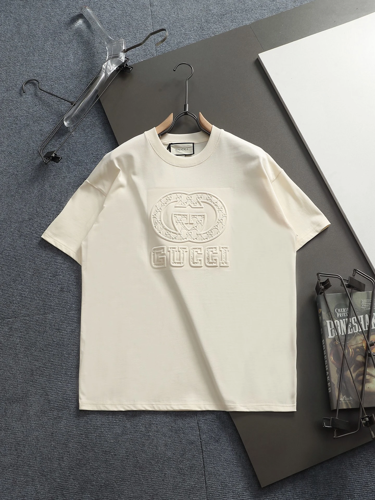 Gucci T-Shirt — e9085feb