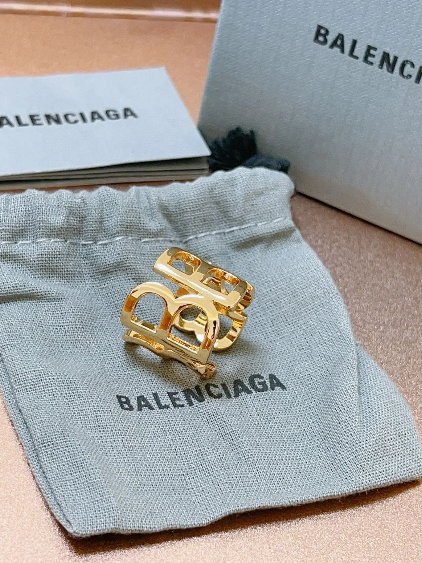 Balenciaga Jewellery — 95f79fd8