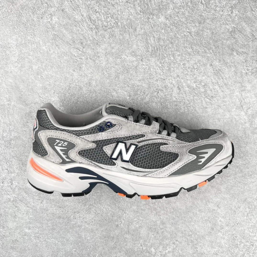 New Balance Sneakers — 8384b41e