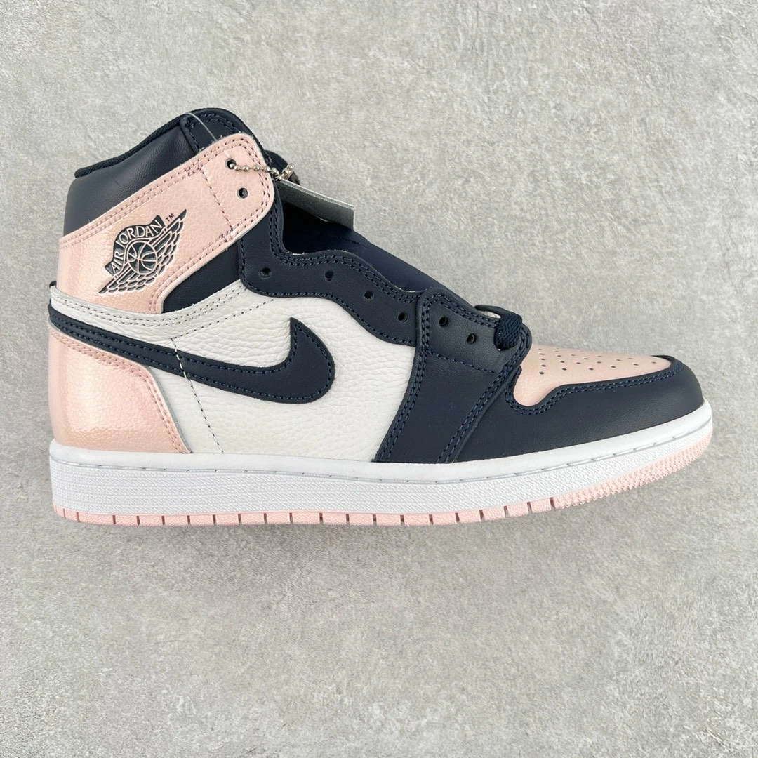 Nike Shoes — db24745f