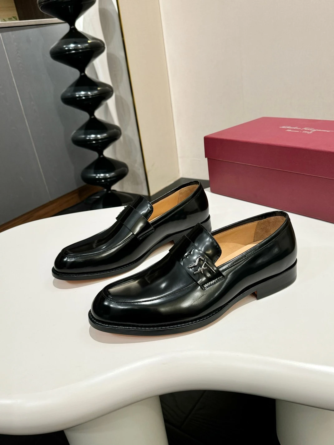 Ferragamo Dress Shoes — abb6b714