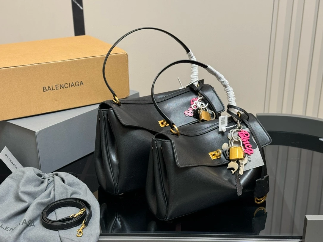 Balenciaga Bag — 9500d235