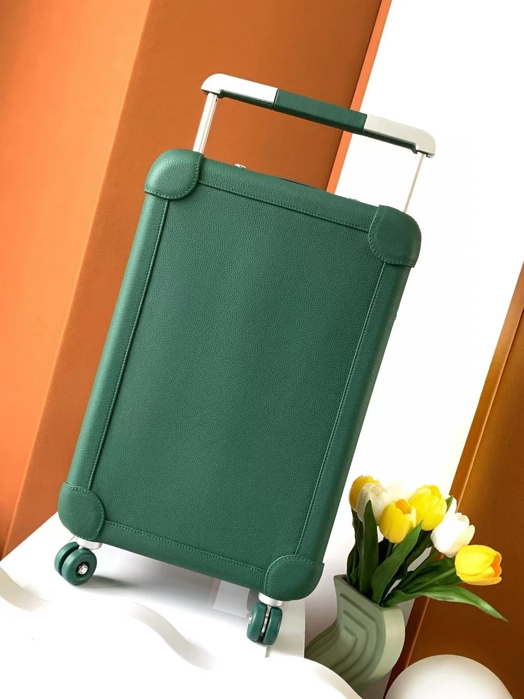 Luggage — b573687f