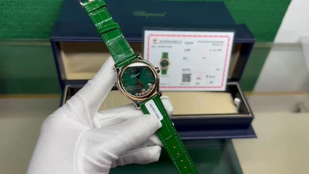 Watch — d972f2b8