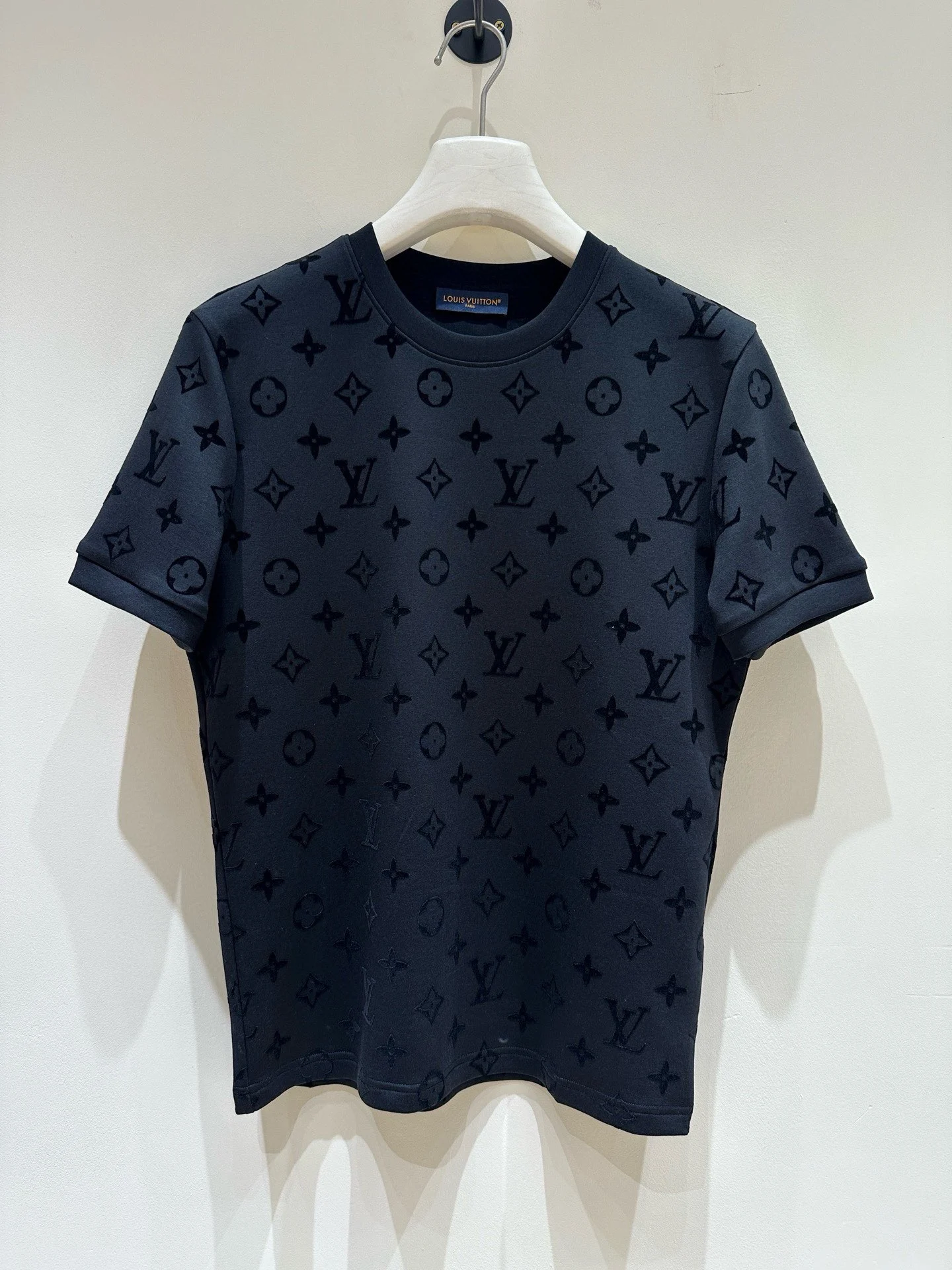 Louis Vuitton T-Shirt — 1c85d500