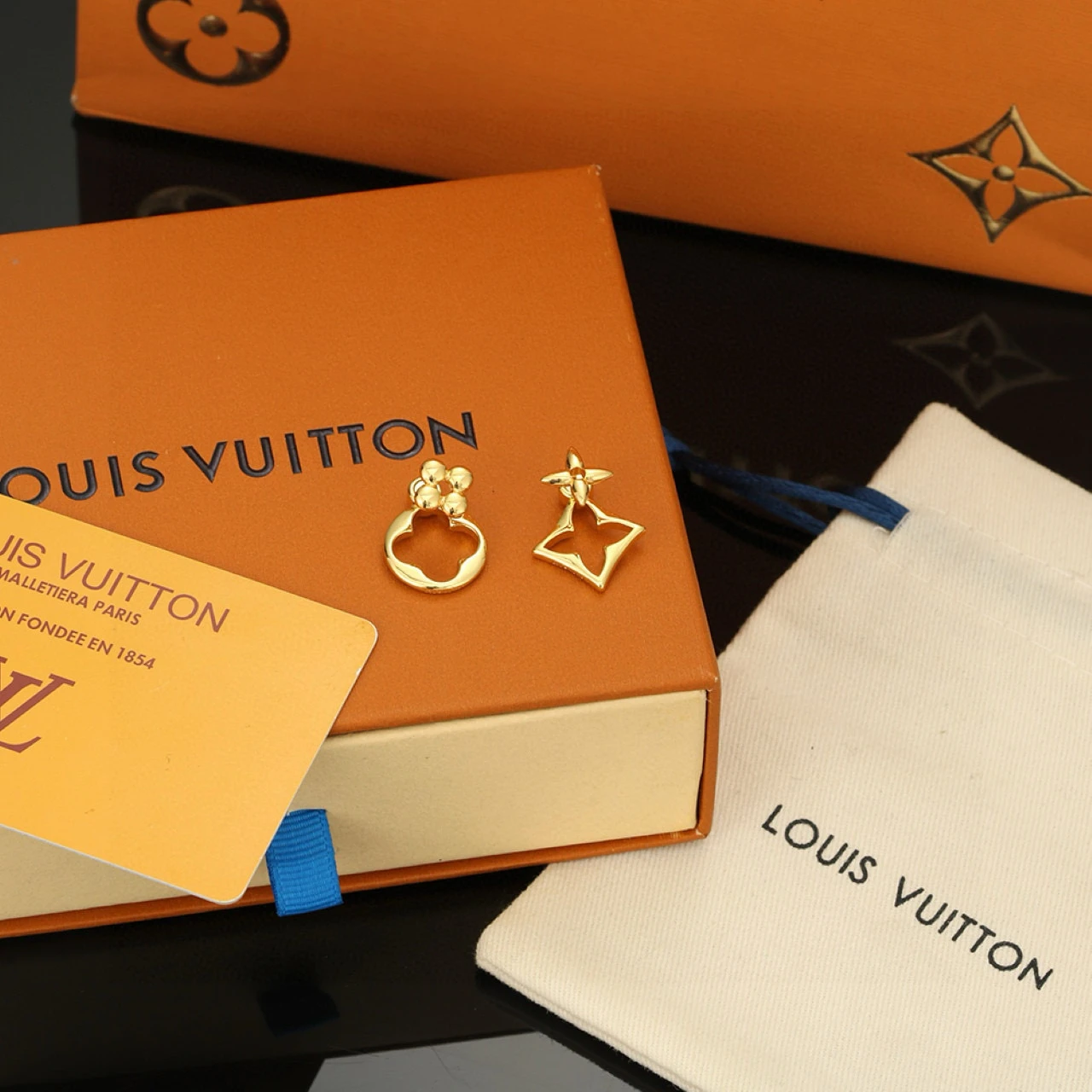 Louis Vuitton Earrings — 6bc30ca3