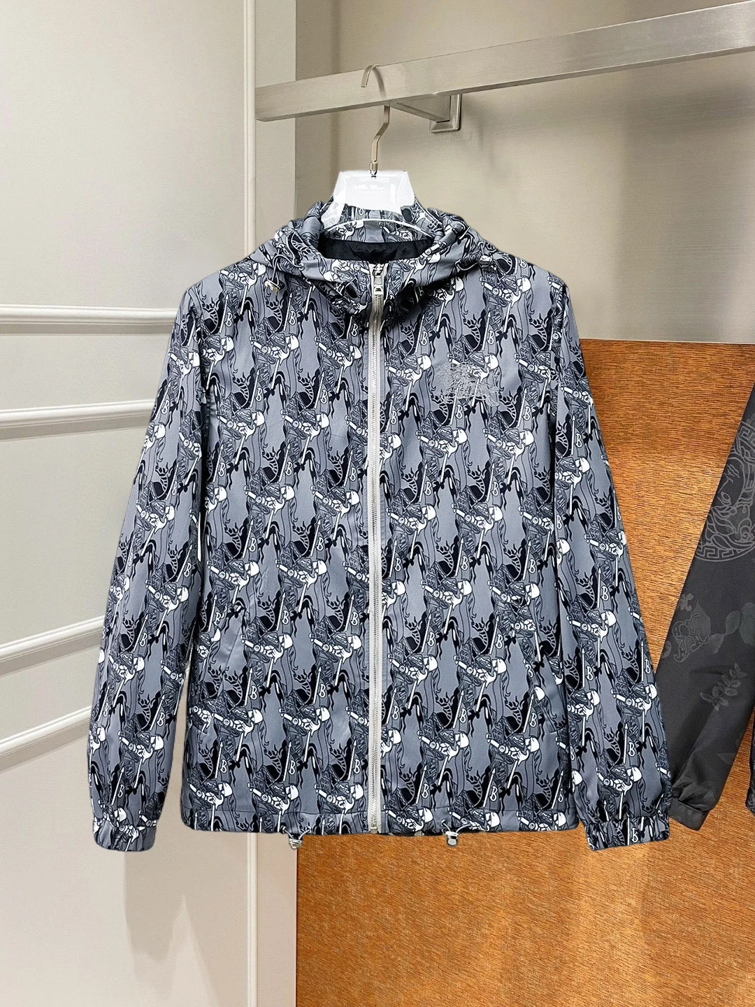 Burberry Jackets — 93fa6bde