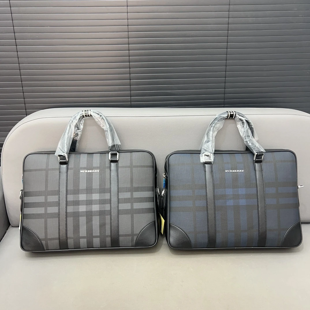 Burberry Bag — 3543d7a6
