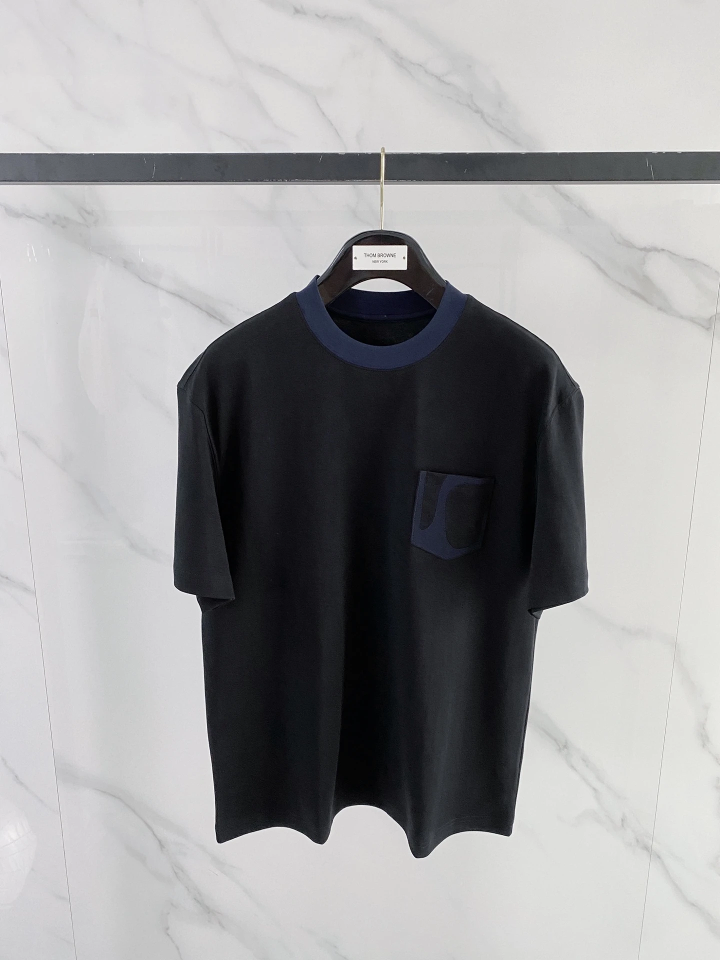 Louis Vuitton T-Shirt — a8324d5e