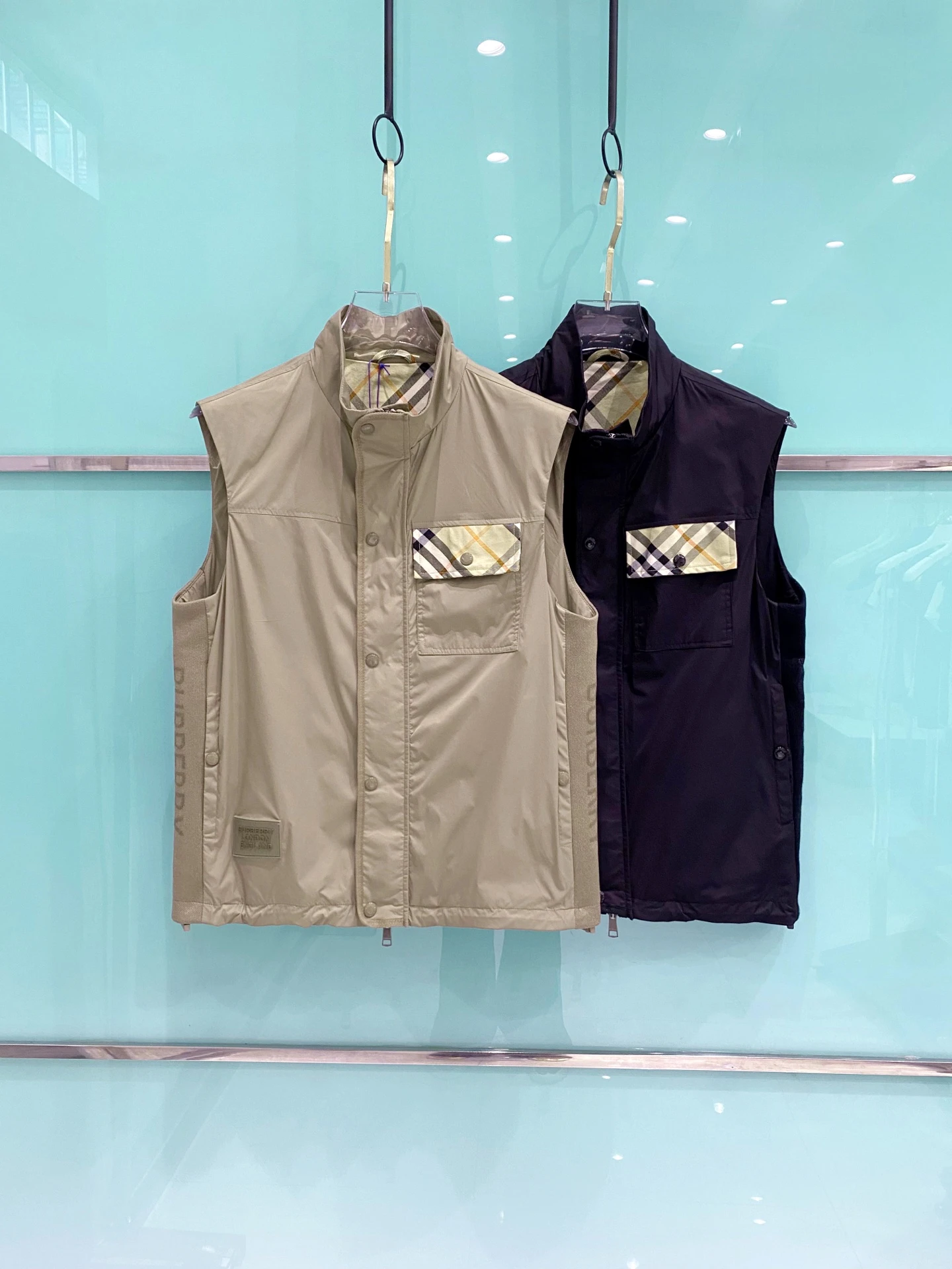 Burberry Jackets — 06254336