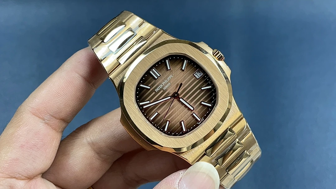 Patek Philippe Watch — 383f5b2b