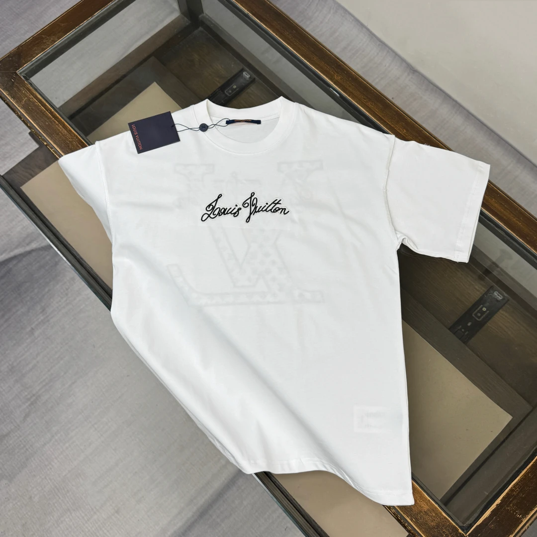 Louis Vuitton T-Shirt — 2db9829c