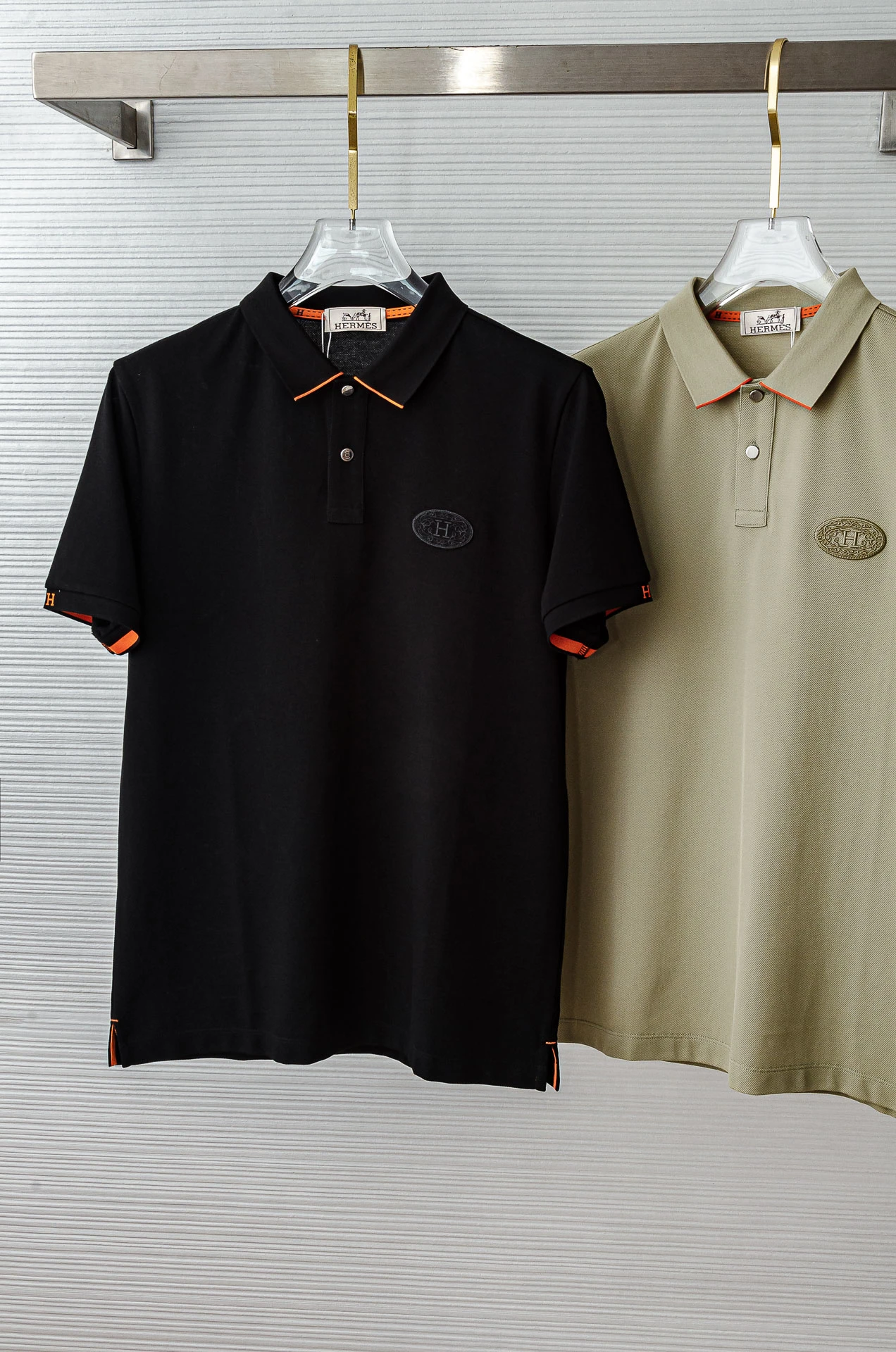 Hermès T-Shirt — e775d8c4